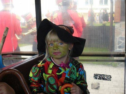 Grafika #8: 04.08.2012 - Dni Gminy Wicko - Parada Czarownic
