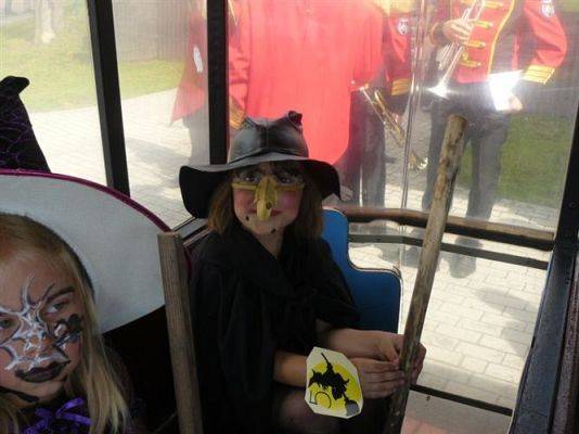 Grafika #10: 04.08.2012 - Dni Gminy Wicko - Parada Czarownic