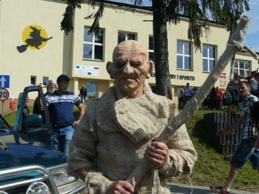 Grafika #36: 04.08.2012 - Dni Gminy Wicko - Parada Czarownic