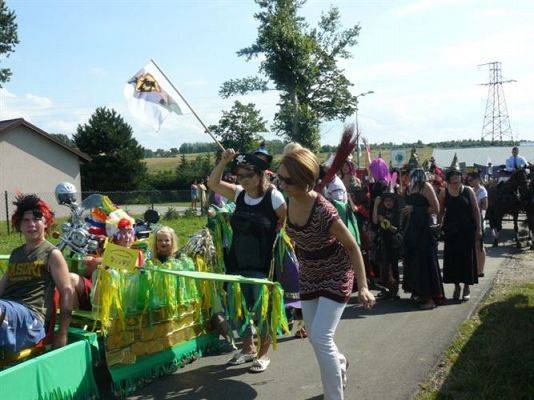 Grafika #53: 04.08.2012 - Dni Gminy Wicko - Parada Czarownic