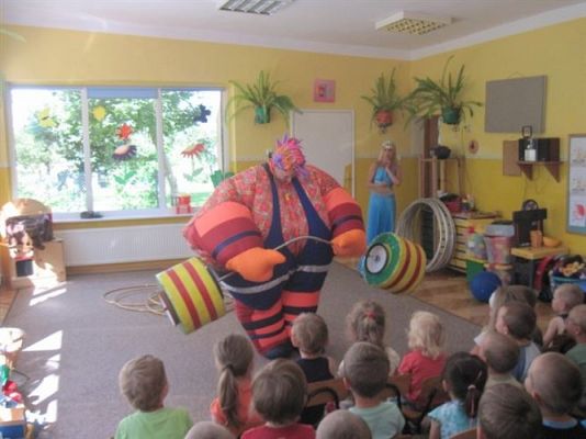 Grafika #13: 25.07.2012 - Wakacyjny pokaz artystów cyrkowych