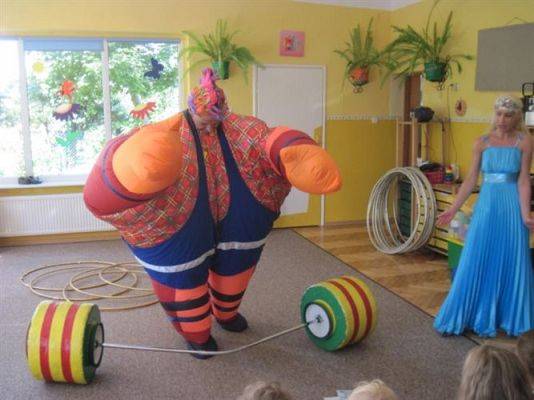 Grafika #14: 25.07.2012 - Wakacyjny pokaz artystów cyrkowych