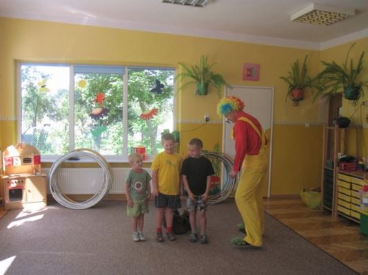 Grafika #33: 25.07.2012 - Wakacyjny pokaz artystów cyrkowych