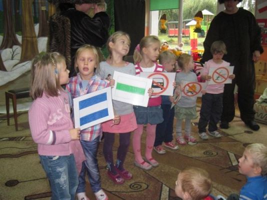 Grafika #25: 09.10.2012 - Przedstawienie teatralne pt. "Niedźwiedź strażnik lasu"