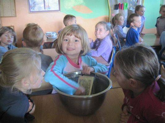 Grafika #4: 20.09.2012 - Pieczemy placki ziemniaczane