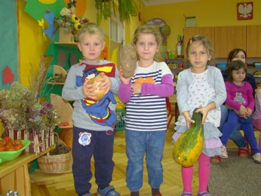 Grafika #6: 21.11.2012 - Międzygrupowy konkurs "Jesienny kącik przyrody"