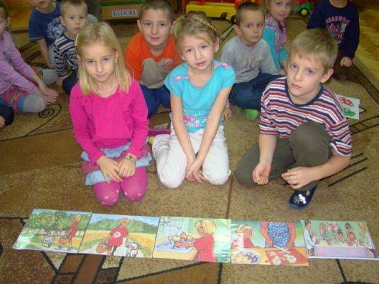 Grafika #21: 21.11.2012 - Międzygrupowy konkurs "Jesienny kącik przyrody"