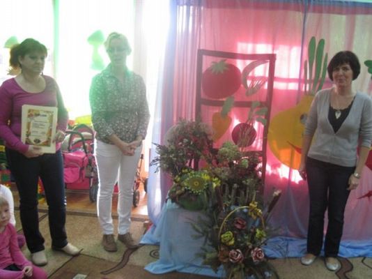 Grafika #0: 22.10.2012 - Roztrzygnięcie konkursu rodzinnego "Jesienna ikebana"
