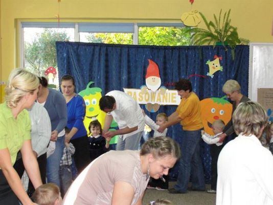 Grafika #4: 16.10.2012 - Pasowanie na przedszkolaka