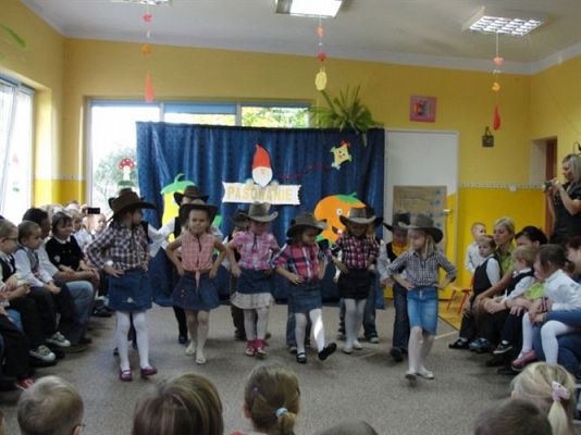 Grafika #11: 16.10.2012 - Pasowanie na przedszkolaka