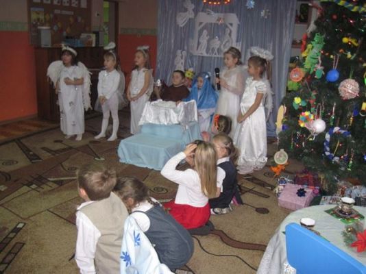 Grafika #0: 20.12.2012 - Przedstawienie jasełkowe w wykonaniu dzieci z grupy III