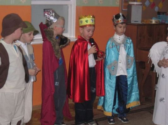 Grafika #16: 20.12.2012 - Przedstawienie jasełkowe w wykonaniu dzieci z grupy III