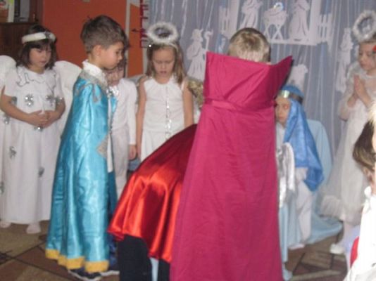 Grafika #17: 20.12.2012 - Przedstawienie jasełkowe w wykonaniu dzieci z grupy III