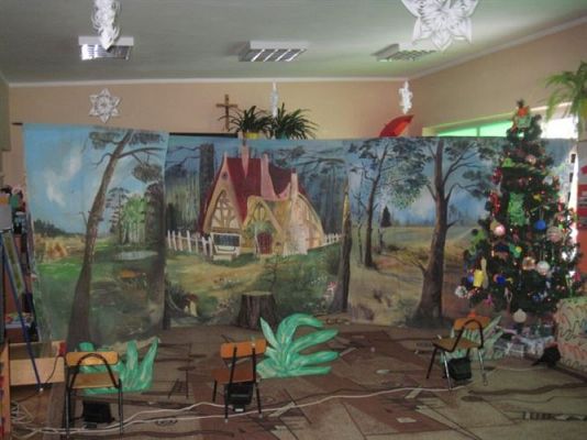 Grafika #0: 13.12.2012 - Przedstawienie pt. "Powrót w Krainę Baśni"