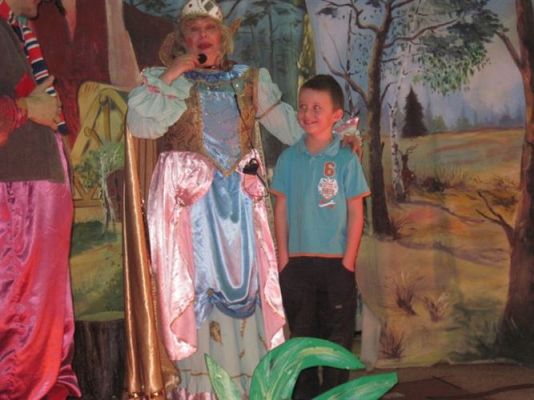 Grafika #21: 13.12.2012 - Przedstawienie pt. "Powrót w Krainę Baśni"