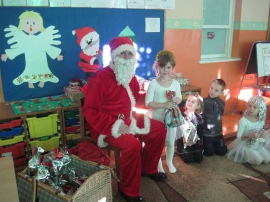 Grafika #23: 06.12.2012 - Mikołajki w grupie Starszaków