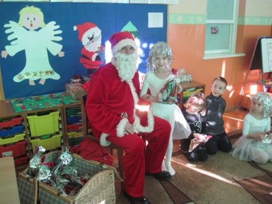 Grafika #24: 06.12.2012 - Mikołajki w grupie Starszaków