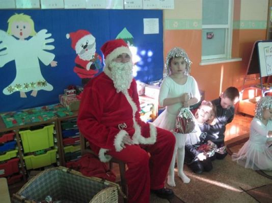 Grafika #33: 06.12.2012 - Mikołajki w grupie Starszaków