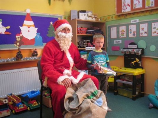 Grafika #10: 06.12.2012 - Mikołajki w grupie Średniaków