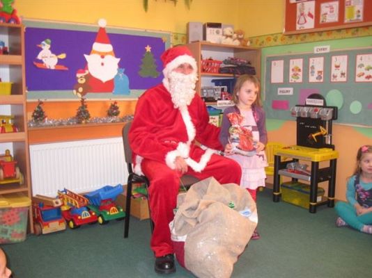 Grafika #14: 06.12.2012 - Mikołajki w grupie Średniaków