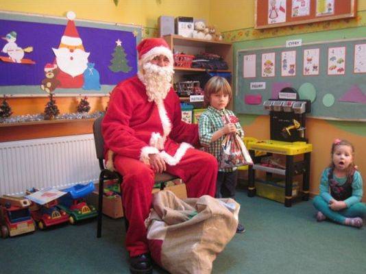 Grafika #16: 06.12.2012 - Mikołajki w grupie Średniaków