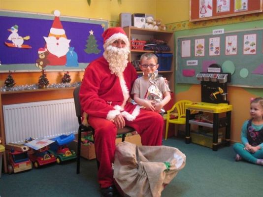 Grafika #21: 06.12.2012 - Mikołajki w grupie Średniaków