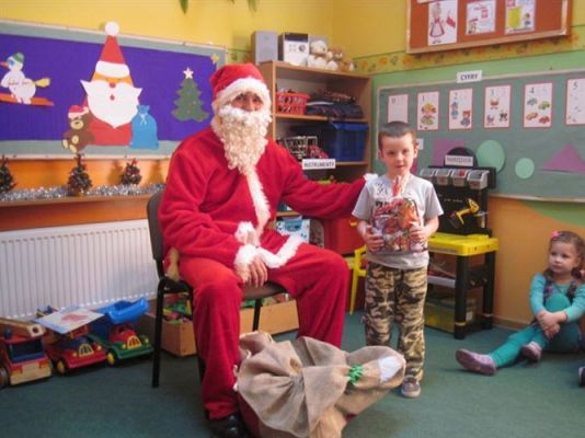 Grafika #24: 06.12.2012 - Mikołajki w grupie Średniaków