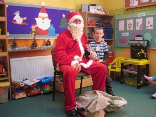 Grafika #26: 06.12.2012 - Mikołajki w grupie Średniaków