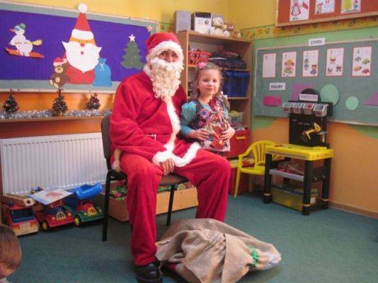 Grafika #27: 06.12.2012 - Mikołajki w grupie Średniaków