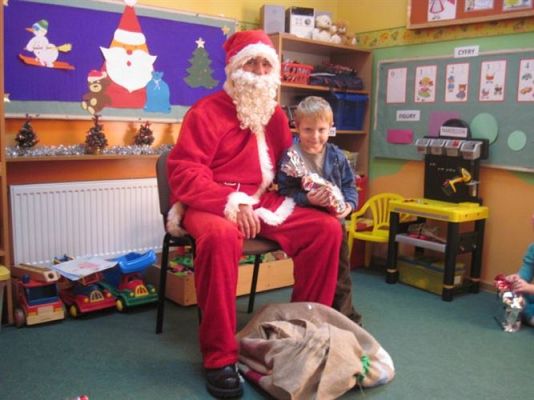 Grafika #30: 06.12.2012 - Mikołajki w grupie Średniaków