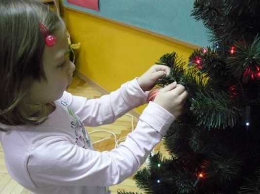 Grafika #0: 06.12.2012 - Mikołajki w grupie Maluszków