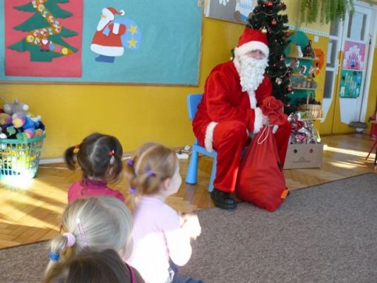Grafika #24: 06.12.2012 - Mikołajki w grupie Maluszków
