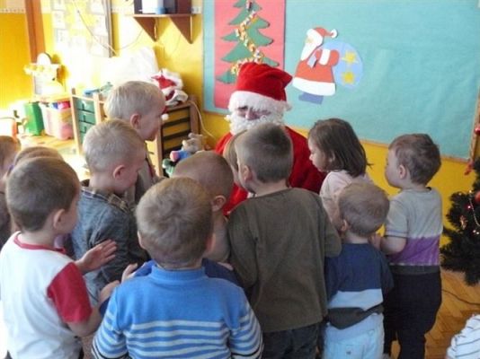 Grafika #25: 06.12.2012 - Mikołajki w grupie Maluszków