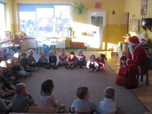 Grafika #28: 06.12.2012 - Mikołajki w grupie Maluszków