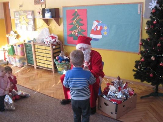 Grafika #39: 06.12.2012 - Mikołajki w grupie Maluszków