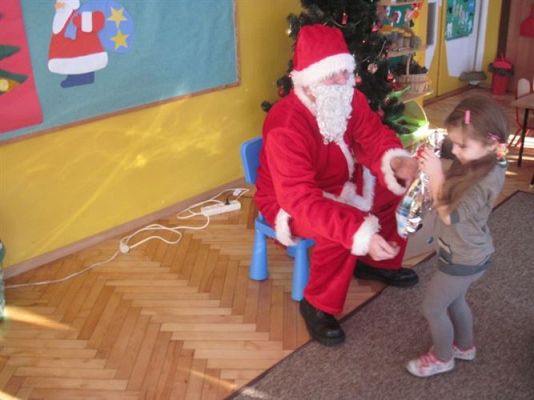 Grafika #47: 06.12.2012 - Mikołajki w grupie Maluszków