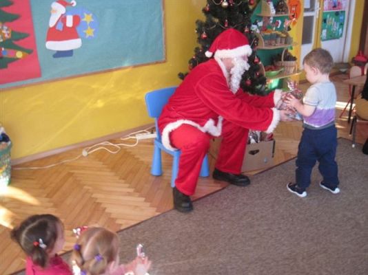 Grafika #49: 06.12.2012 - Mikołajki w grupie Maluszków