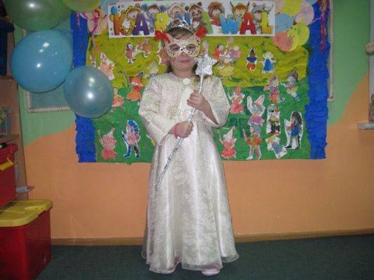 Grafika #6: 31.01.2013 - Nasze karnawałowe przebrania - grupa Średniaków