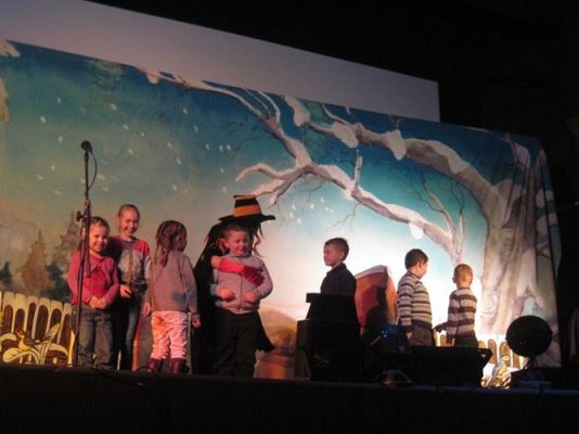 Grafika #30: 18.01.2013 - Baśń muzyczna pt. "W tajemniczej krainie Krasnali"