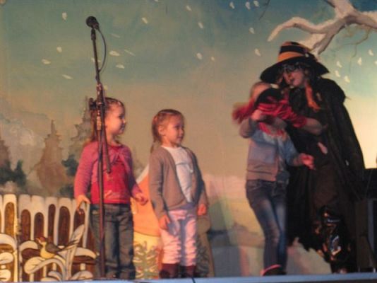 Grafika #33: 18.01.2013 - Baśń muzyczna pt. "W tajemniczej krainie Krasnali"