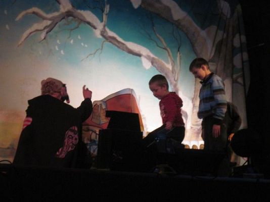 Grafika #37: 18.01.2013 - Baśń muzyczna pt. "W tajemniczej krainie Krasnali"