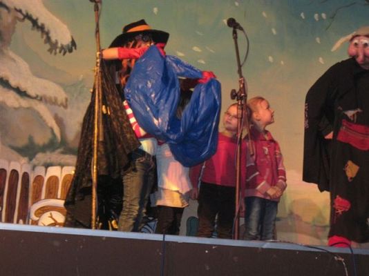 Grafika #38: 18.01.2013 - Baśń muzyczna pt. "W tajemniczej krainie Krasnali"