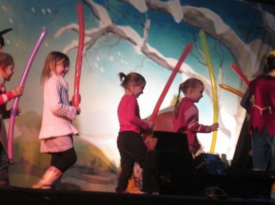 Grafika #40: 18.01.2013 - Baśń muzyczna pt. "W tajemniczej krainie Krasnali"