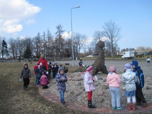 Grafika #8: 10.04.2013 - Patrol ekologiczny po terenie Charbrowa