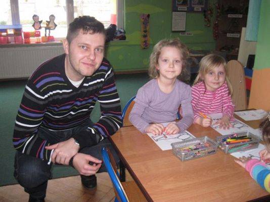 Grafika #12: Lekcje j.hiszpańskiego z panem Piotrem Pawłowskim