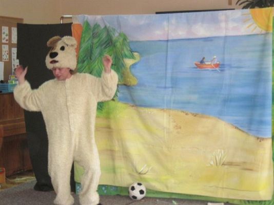 Grafika #13: 10.04.2013 - Przedstawienie teatralne pt. "Reksio" w wykonaniu teatru DUET z Krakowa