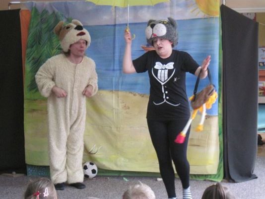 Grafika #14: 10.04.2013 - Przedstawienie teatralne pt. "Reksio" w wykonaniu teatru DUET z Krakowa