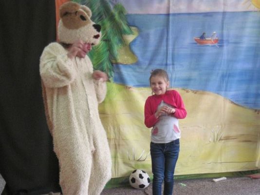 Grafika #16: 10.04.2013 - Przedstawienie teatralne pt. "Reksio" w wykonaniu teatru DUET z Krakowa