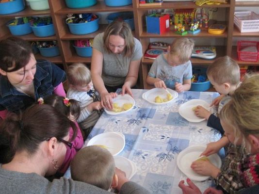 Grafika #24: 09.04.2013 - Zajęcia otwarte w grupie "Maluszków"