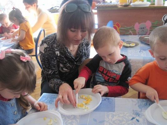 Grafika #28: 09.04.2013 - Zajęcia otwarte w grupie "Maluszków"